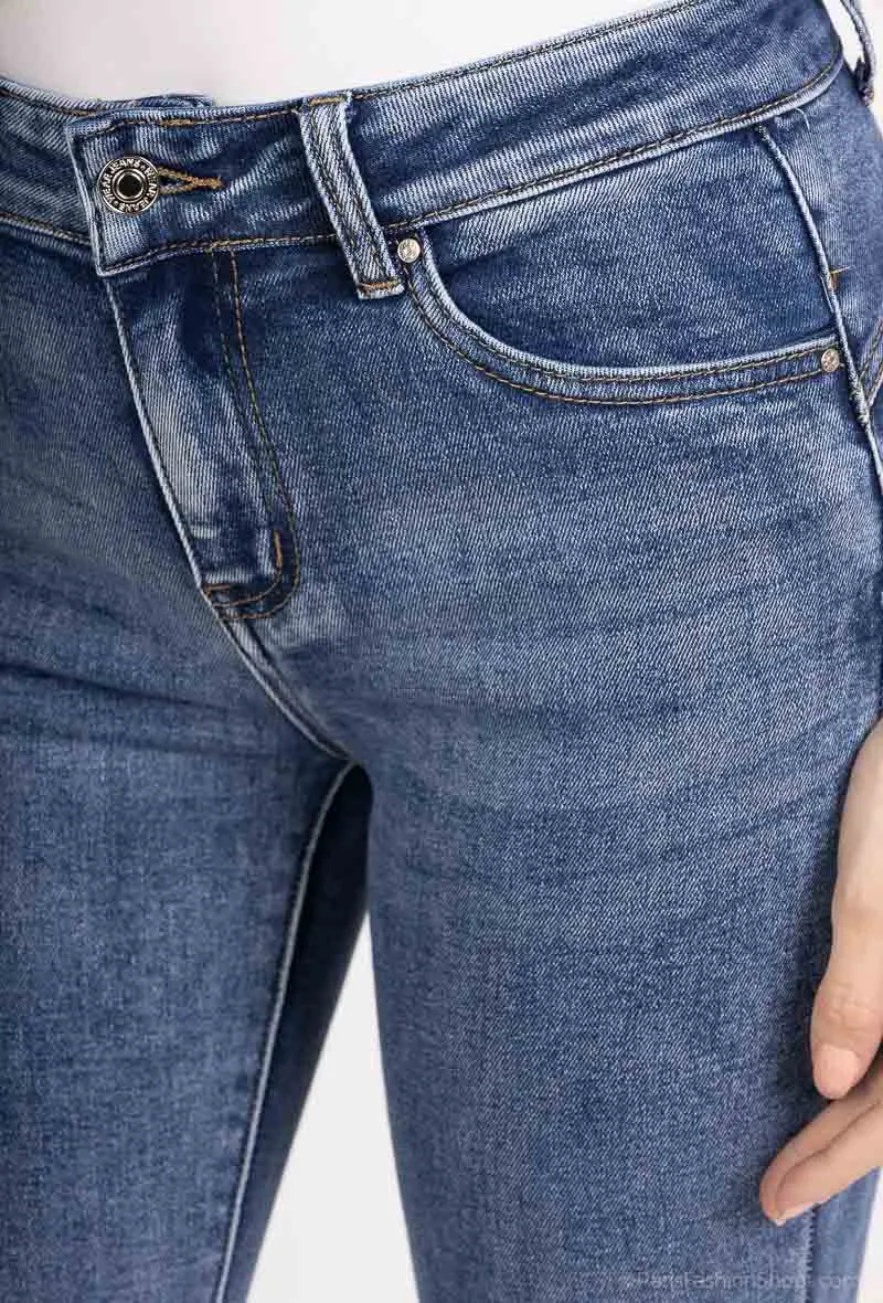 Flare-Jeans mit Push-Up-Stretch