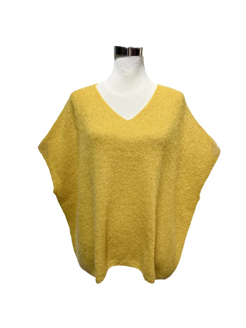 Großer, ärmelloser Pullover aus Mohair mit V-Ausschnitt