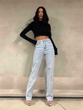 HELLBLAUE EXTRALANGE JEANS MIT GERADE PASSFORM
