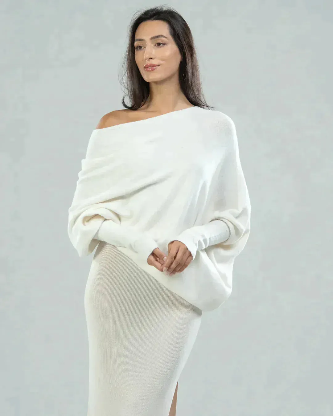 Linna - Assymetrisch drapierter Pullover