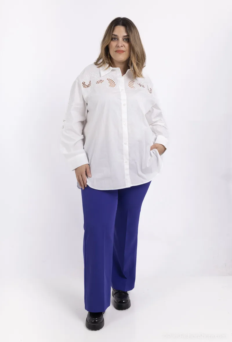 Plus-Size-Hemd aus Baumwollpopeline mit Stickerei