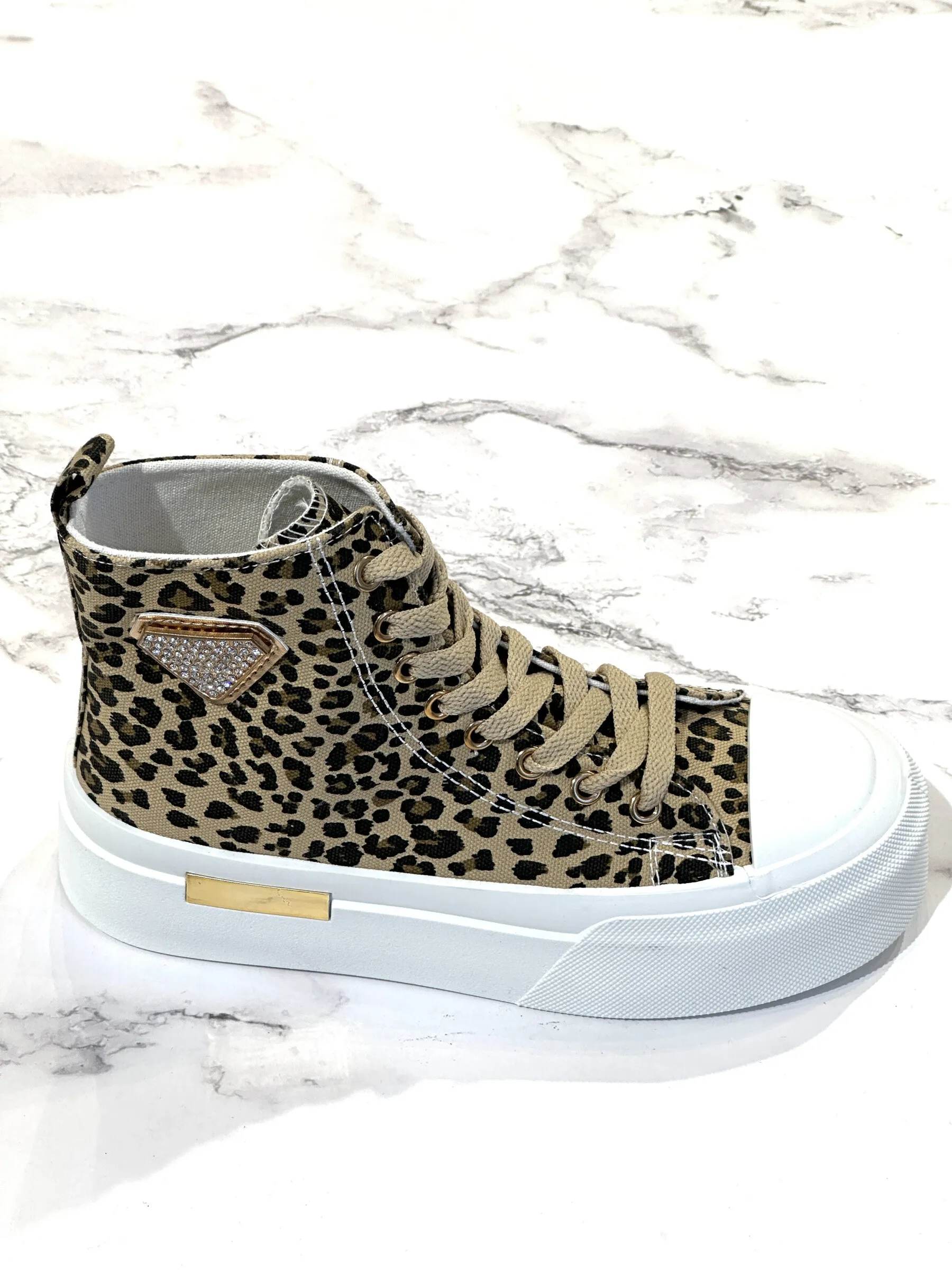 SP527 Sneaker mit Plateausohle, hoher Schnürschuh